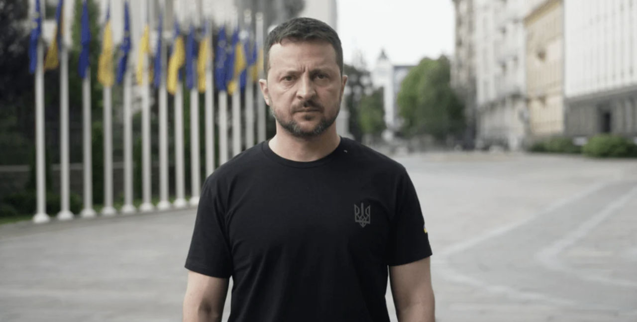 Зеленский предупреждает о крупной атаке России в ближайшие 48 часов.