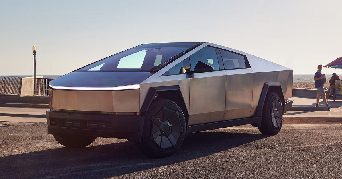 Электропикап Tesla Cybertruck подешевел на $20 000.