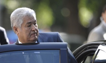 Preşedintele PCRM, Vladimir Voronin, şi-a luat concediu la doar trei săptămâni de la revenirea din vacanţă.