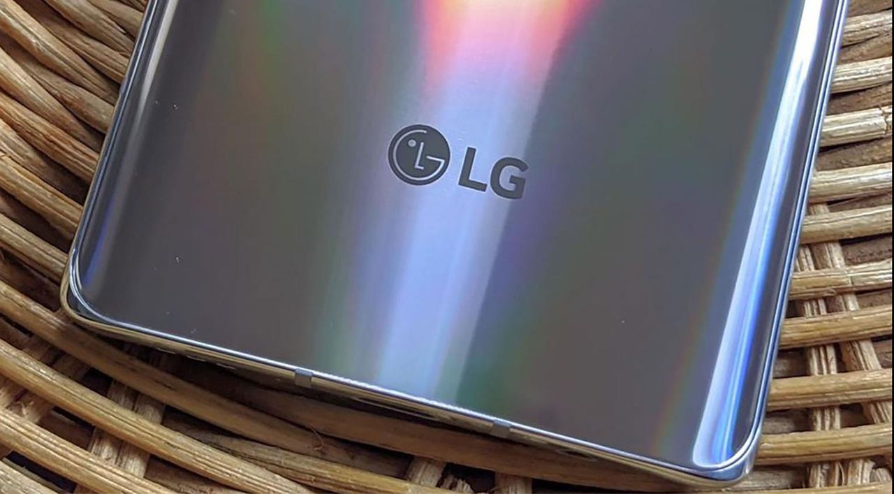 Компания LG уходит с рынка мобильных телефонов