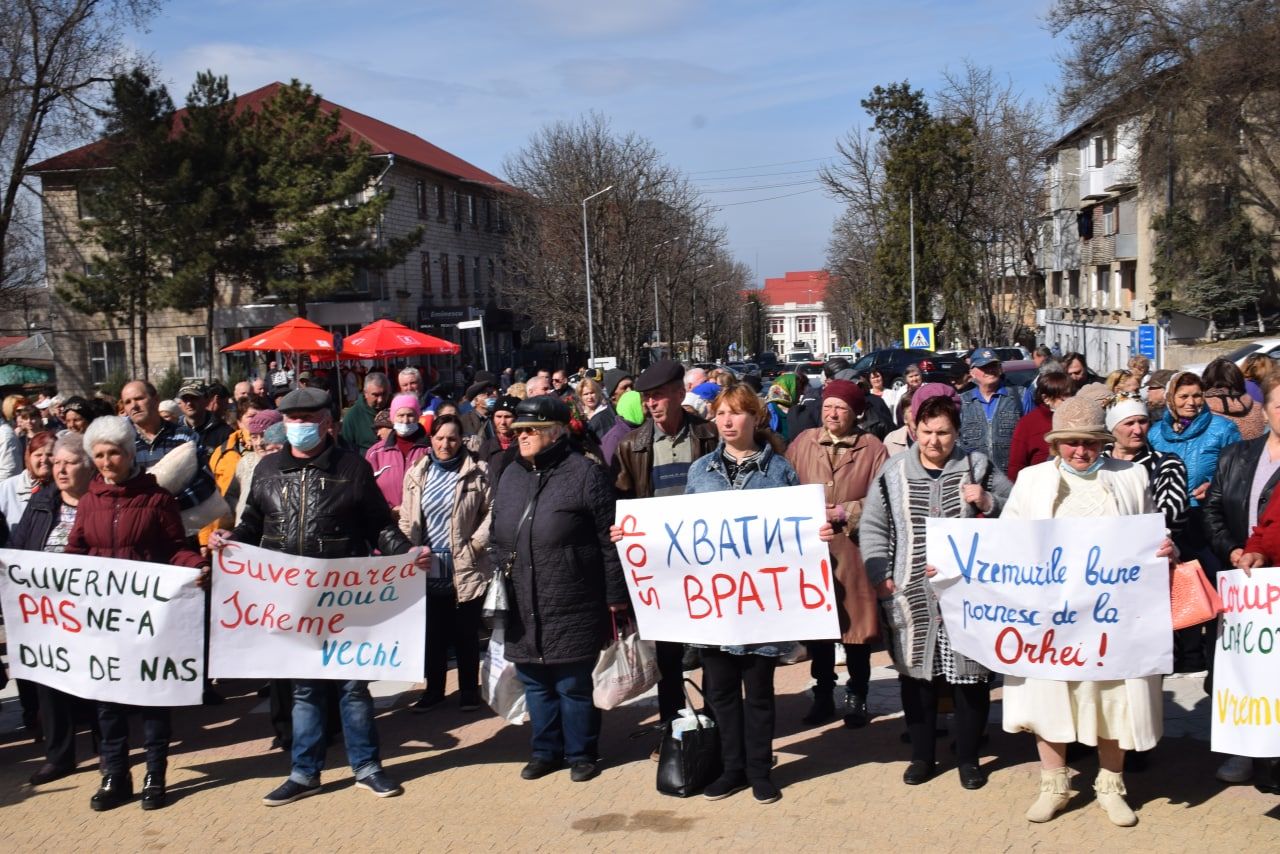 В Бельцах прошел протест против роста цен и тарифов.