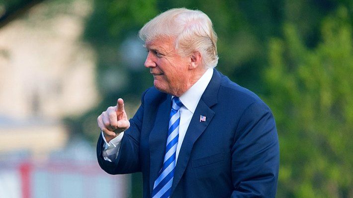 Во Франции потребовали от Трампа извиниться за слова о терактах в Париже.