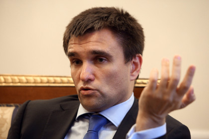 Сумму, которой не будет хватать Киеву, Климкин не назвал.
