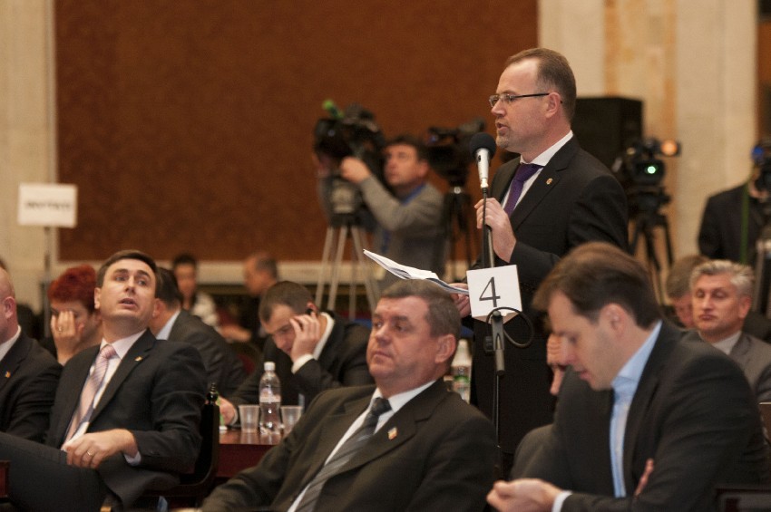 Mihai Godea le răspunde acuzatorilor