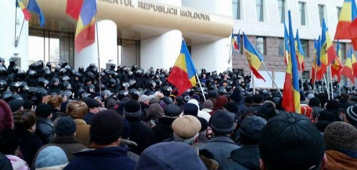 Ninsoare în aprilie și schimbarea sistemului electoral. Retrospectiva anului