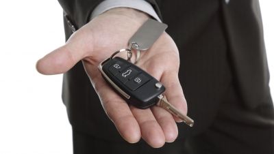 4921 este numărul total de automobile noi vândute în Republica Moldova în anul 2014.