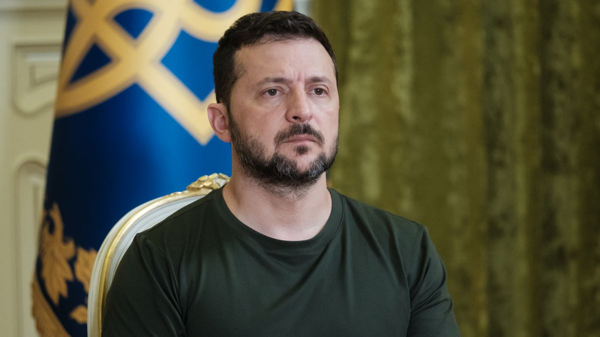 Зеленский готов возвращать территории Украины дипломатически: У армии не хватает сил.