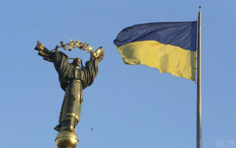 Вместо 8 марта предлагается установить 25 февраля День украинской женщины.