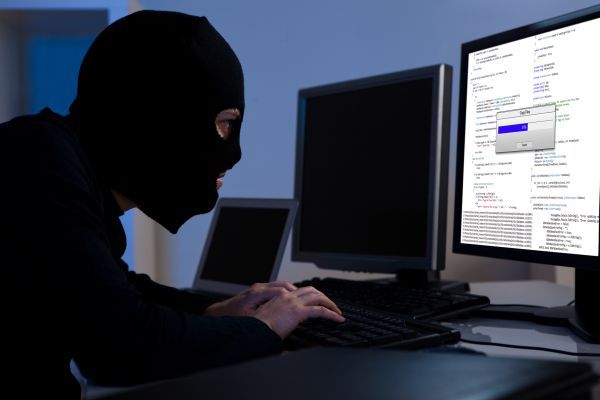 12 instituţii de stat au fost ţinta unor atacuri cibernetice din exterior pe parcursul anului 2015.