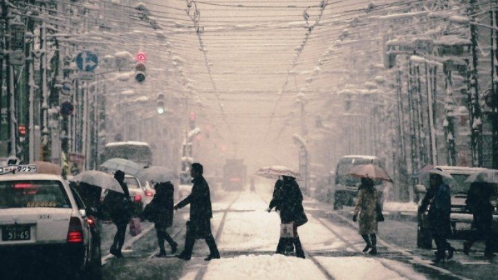 Alertă la Tokyo: O furtună de zăpadă va lovi capitala Japoniei