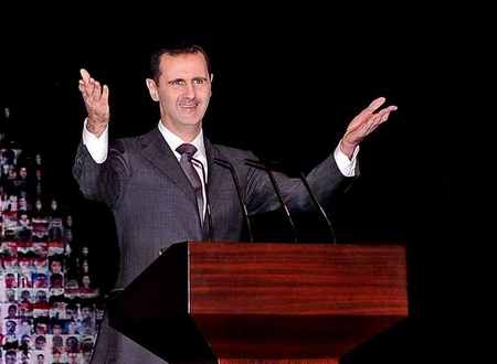 Potrivit unor surse, al-Assad ar fi ajuns la un acord cu Rusia pentru obţinerea de azil politic. 
