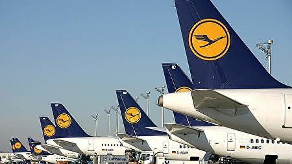 Lufthansa отменит 1,3 тысячи рейсов в четверг и пятницу из-за забастовок.