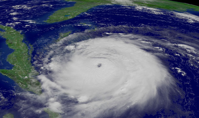 Furtuna Sandy, care a afectat SUA recent, a deschis epoca cataclismelor stihinice, urmările cărora umanitatea le va resimţi deja în următoarele decenii.
