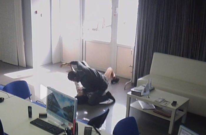 В Красноярске случайный прохожий задержал насильника. 