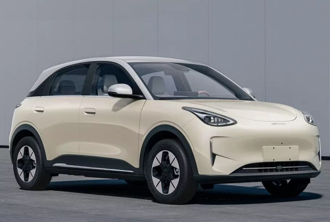 Электромобиль Geely за $13 500 рассекретили до премьеры.