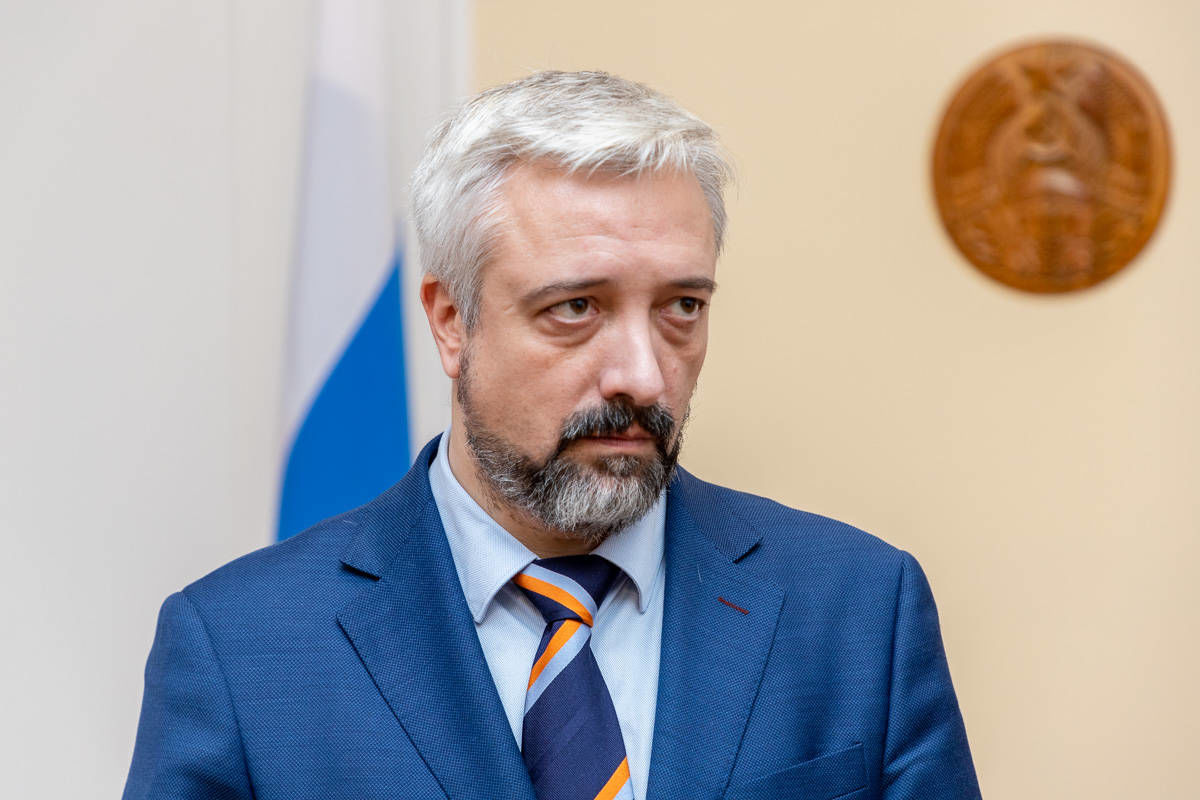 Депутат Госдумы РФ, член фракции "Единая Россия" Евгений Примаков.