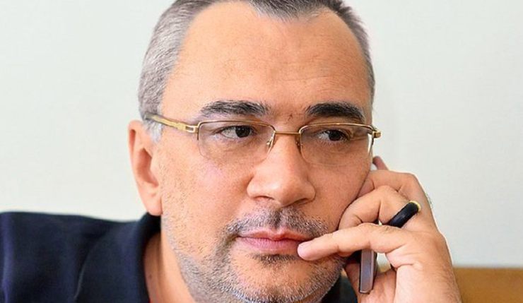 Меладзе проходит свидетелем по делу о ДТП со смертельным исходом и подписку о невыезде с него не брали. 