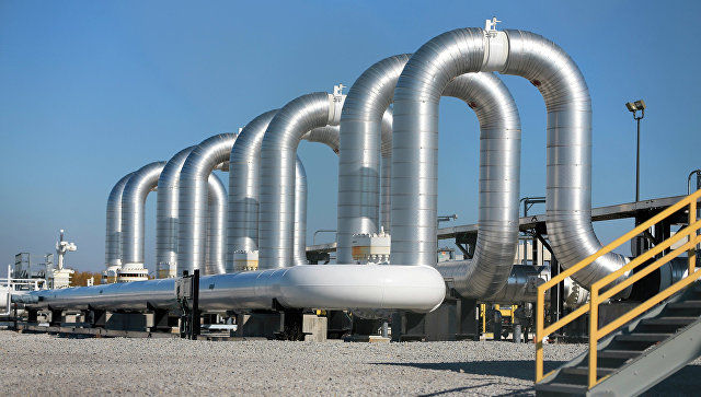 TransCanada закрыла часть трубопровода Keystone после утечки нефти в США. Фото: AP Photo