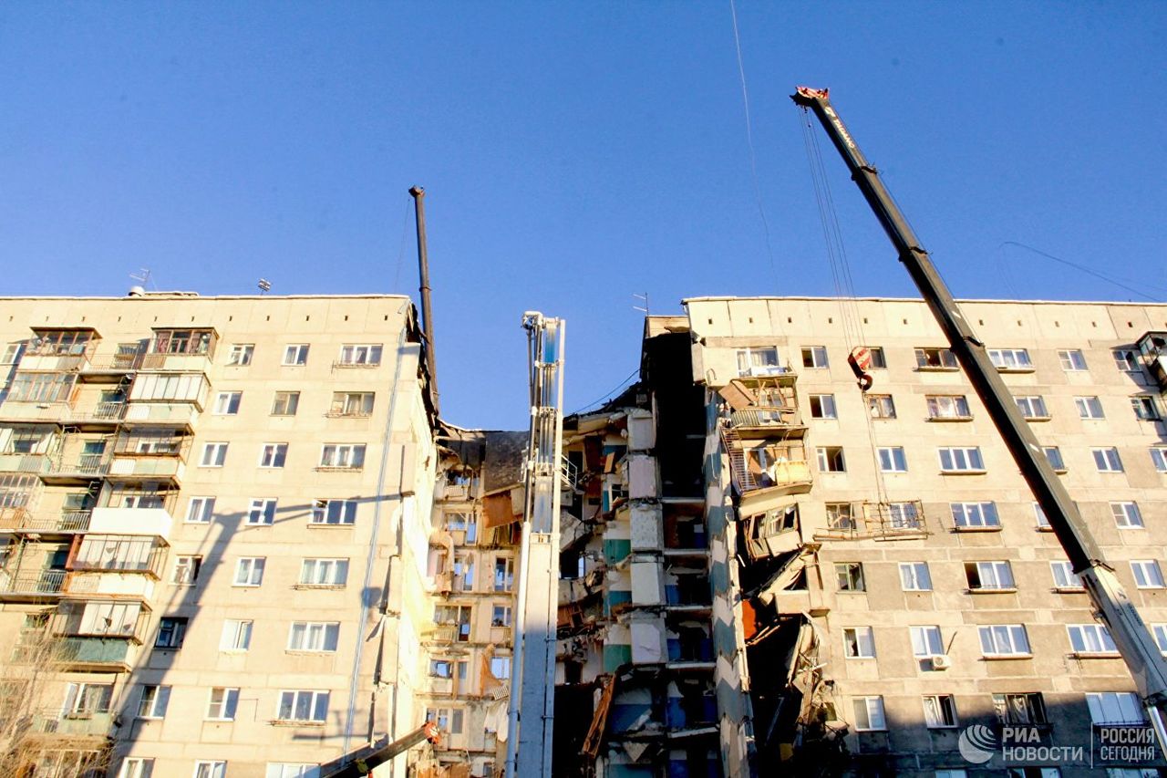 На фасаде дома в Магнитогорске, где произошел взрыв, изобразят птиц.