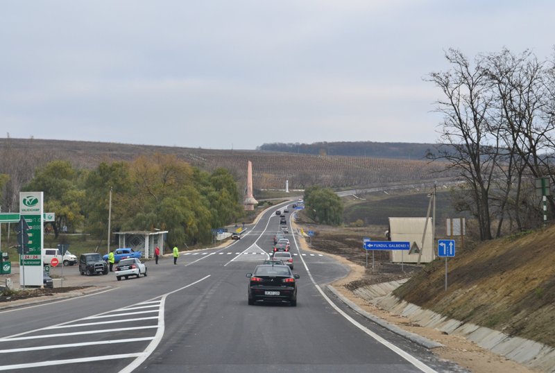 Участок дороги в 1,5 км дорога, избавит около 450 домов от угрозы наводнения со стороны речки Когылник.