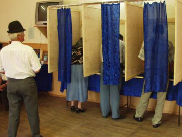 Agora a făcut câteva calcule în baza datelor cu privire la campania electorală de acum patru ani.