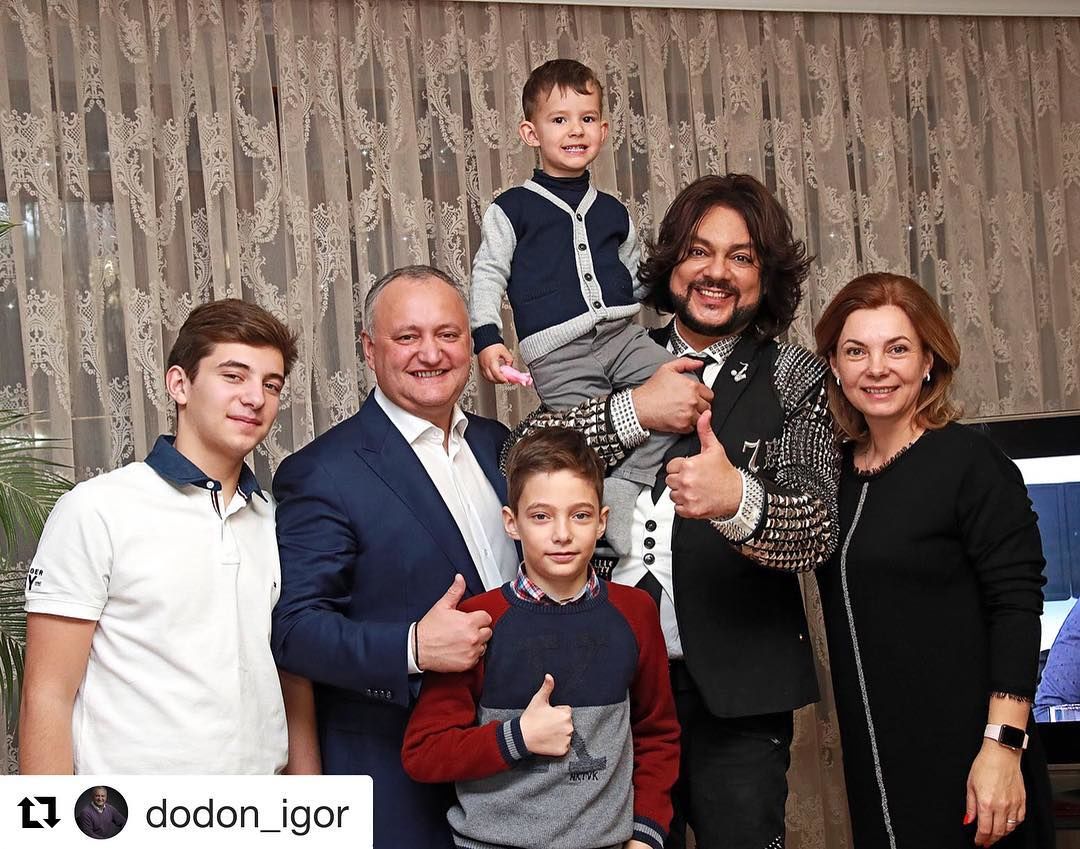 Киркоров поблагодарил Додона за поздравление.