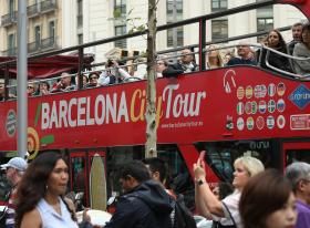 Situaţia nu îi îngrijorează: Ce spun turiștii despre criza catalană