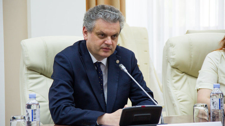 Вице-премьер по вопросам реинтеграции Олег Серебрян.
