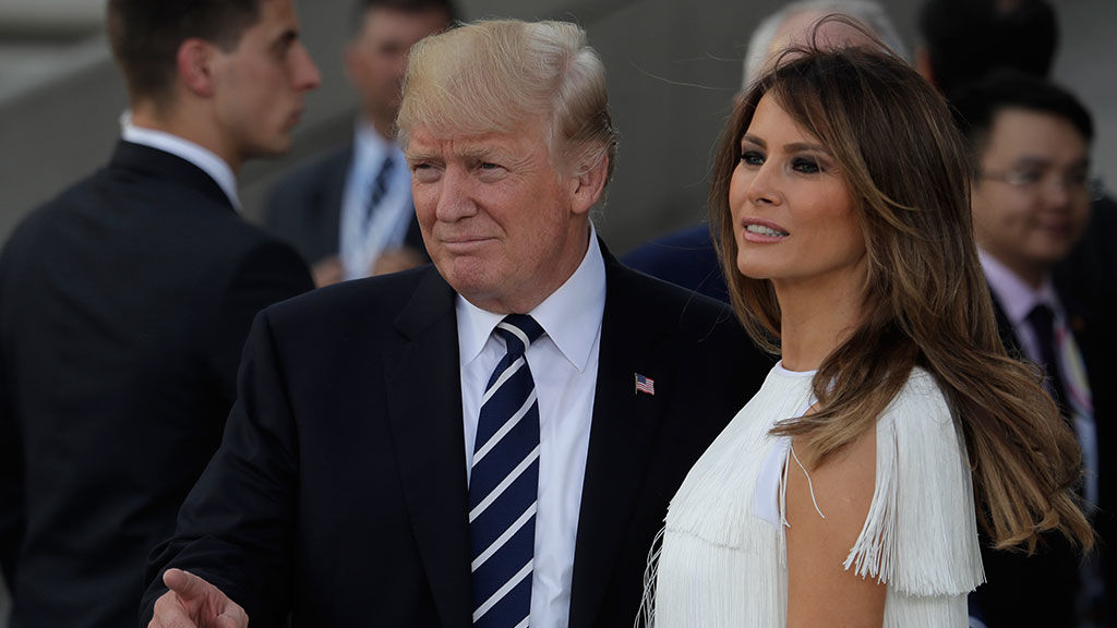 Трамп позвал жену "к ноге" и нарвался на критику.