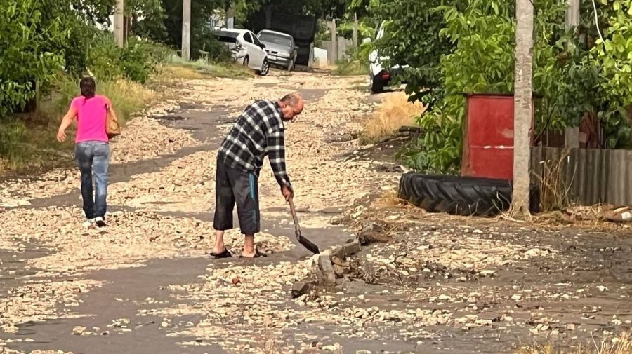 В Чадыр-Лунге просят помощи у правительства из-за последствий дождей.