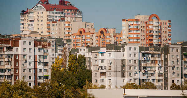 Жилье в Кишиневе подешевело примерно на 2% с начала года. Фото: Point.md.