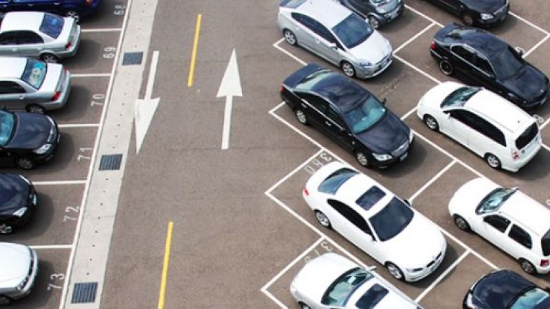 Un șofer din Oradea a uitat unde și-a parcat mașina și a alertat Poliția crezând că i s-a furat. 
