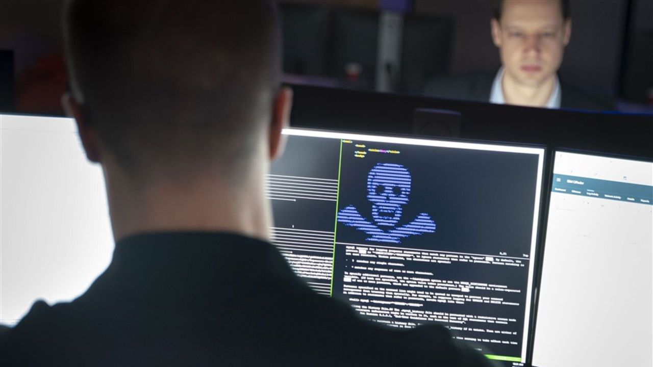Microsoft сообщила, что группа смогла оставаться незамеченной в течение месяца.