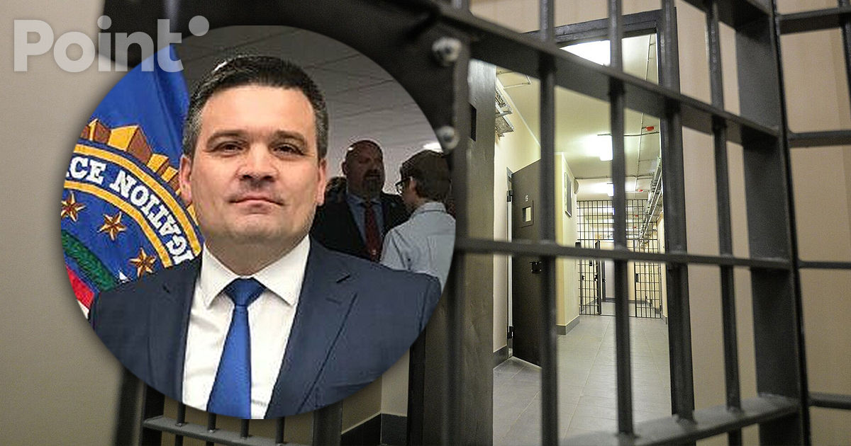 Главу молдавского бюро Интерпола переведут из-под домашнего ареста в изолятор.