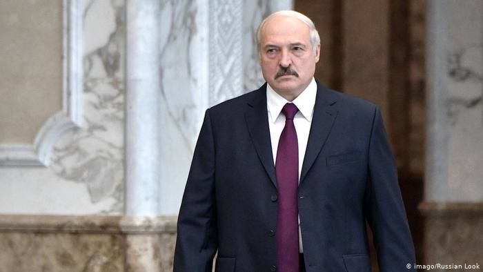 Лукашенко потребовал увольнять учителей за поддержку протестов.
