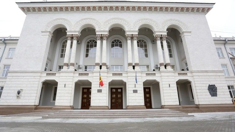 Александру Слусарь подал жалобу в прокуратуру.