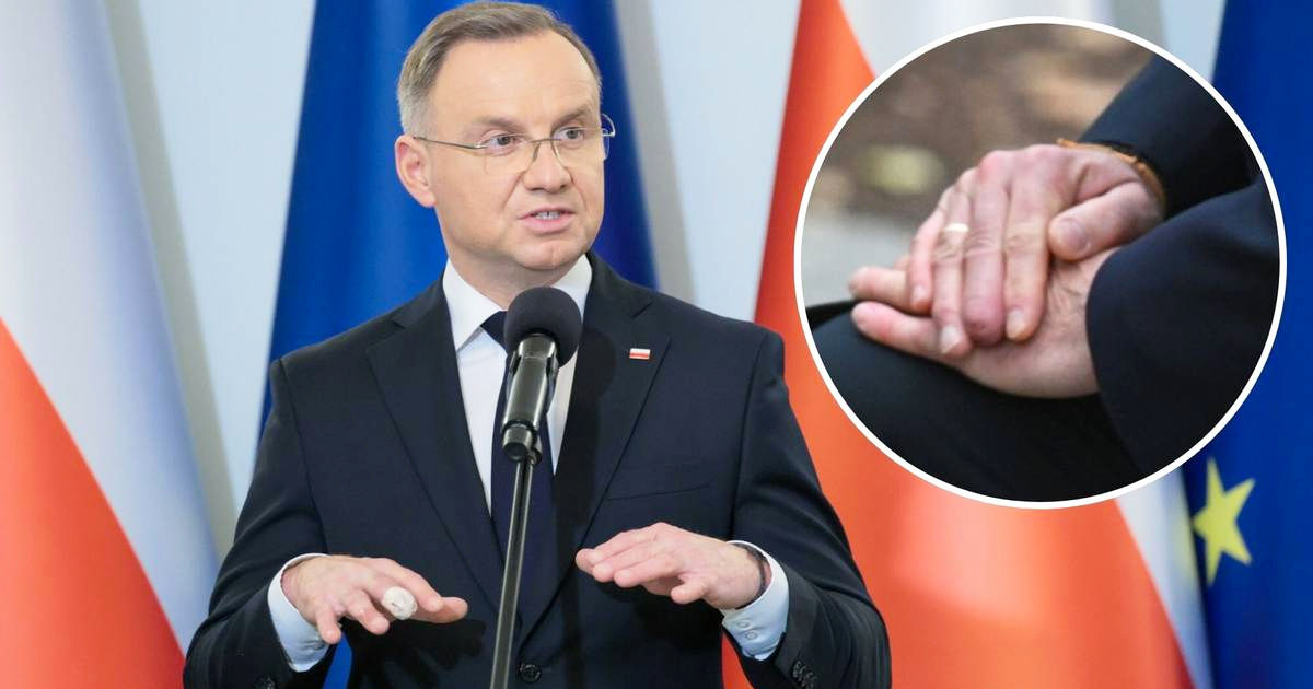 Президент Польши потерял часть пальца, занимаясь домашними делами.