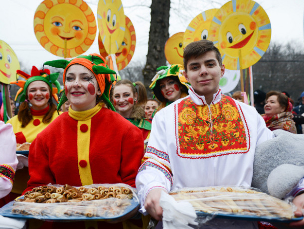 В центре Кишинёва прошли народные гуляния, посвящённые Масленице.