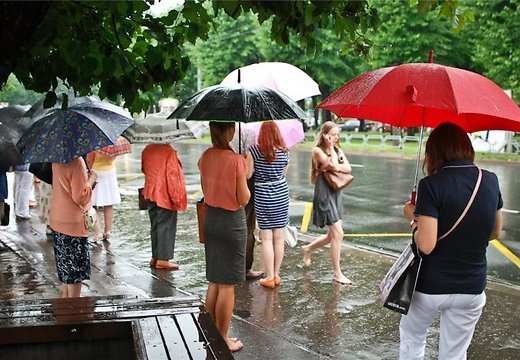15 июля в Молдове установится переменная облачность, пройдут грозовые дожди. 