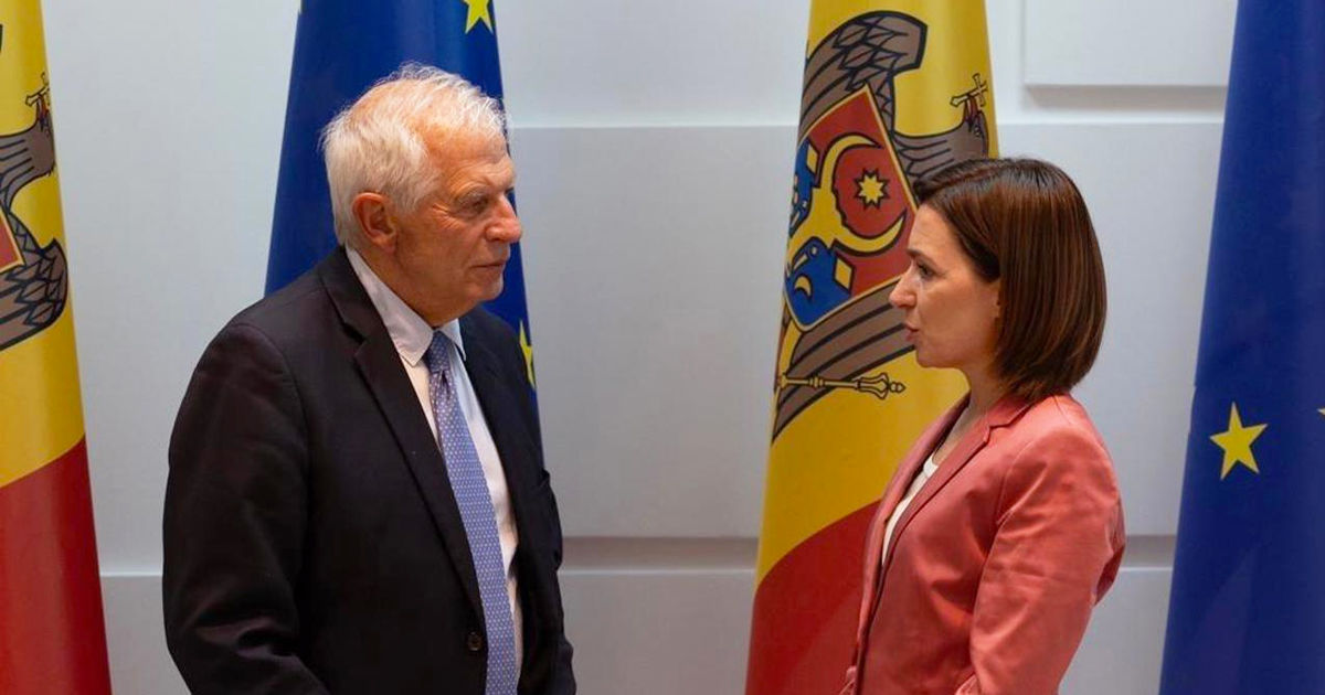 Maia Sandu l-a distins pe Josep Borrell cu „Ordinul de Onoare”.
