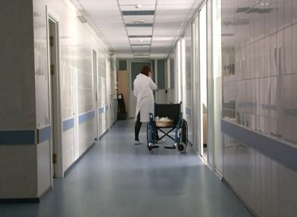 Tanarul de 21 de ani a murit acum 3 zile dupa ce i s-a inlaturat apendicele.