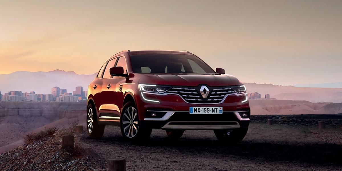 Renault показал модернизированный кроссовер Koleos.