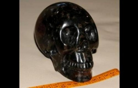 În acea zi, Thomas Ritter plănuieşte să ajungă în Mexic pentru a fi alături de ceilalţi 12 proprietari de cranii.