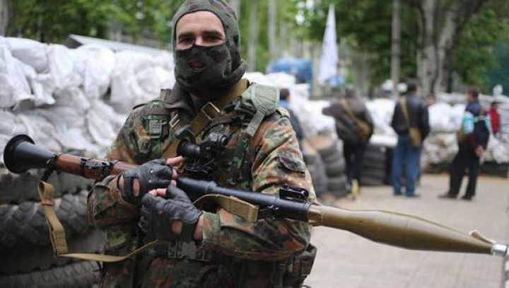Locuitorii peninsulei Crimeea și cei din estul separatist al Ucrainei locuiesc pe un tărâm al terorii.