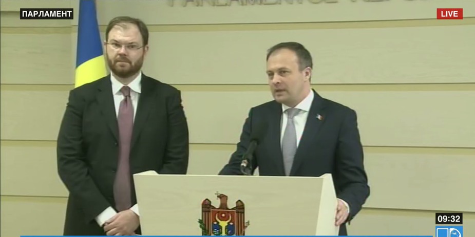 Глава Нацбанка назначается парламентом страны по предложению спикера законодательного органа.