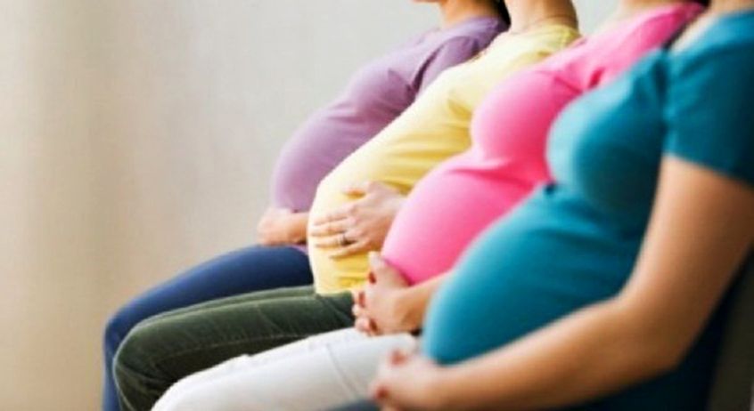 România este pe primul loc în Uniunea Europeană la numărul de mame minore.