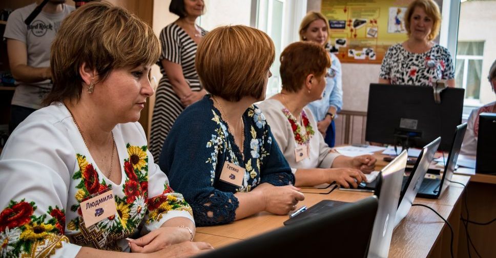 Учителя из Украины проходят бесплатные курсы в Кишиневе.