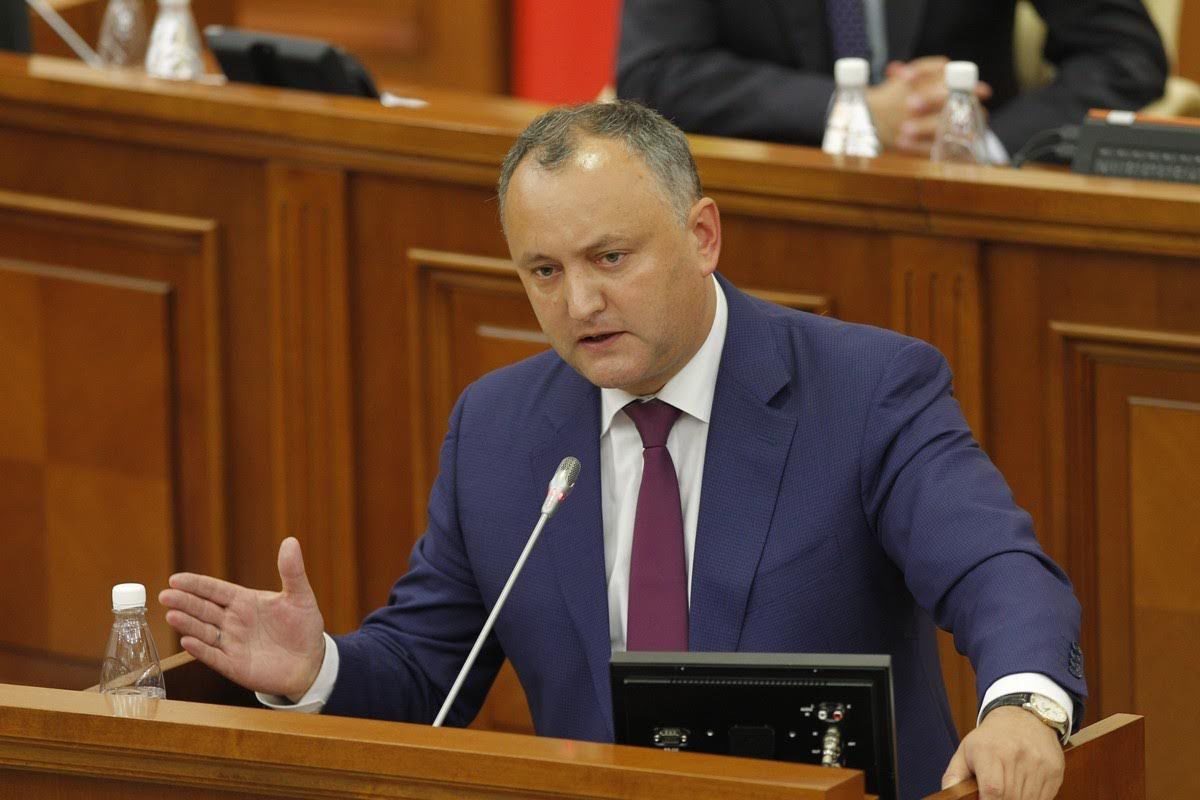 Liderul PCRM, Vladimir Voronin, nu pierde nicio ocazie fără a-i aminti președintelui PSRM unde-i sunt rădăcinile.