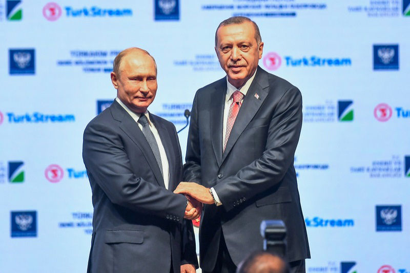 Эрдоган сообщил о договоренности с Путиным создать газовый хаб в Турции для поставок в Европу.
