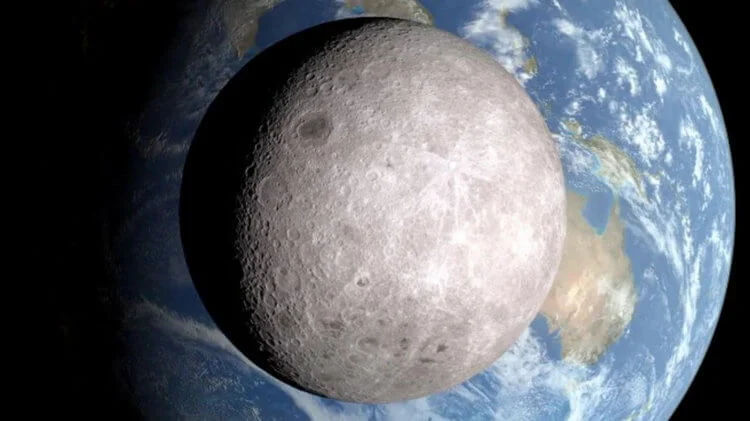 Ученые из NASA заявляют о том, что жизнь на Луне гипотетически микробная может быть.